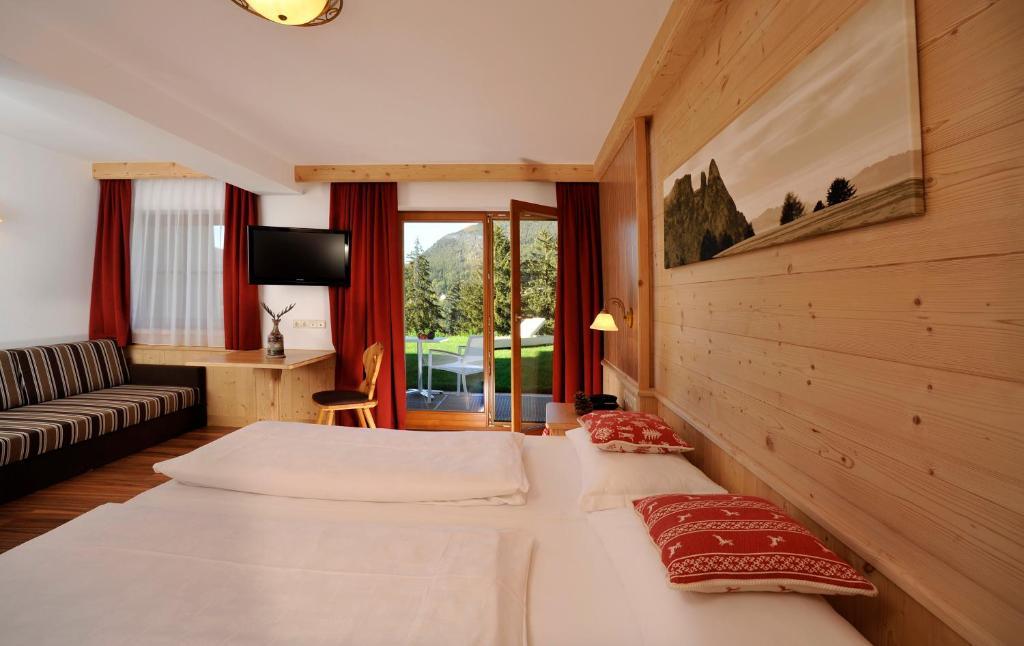Hotel Digon Ortisei Ruang foto