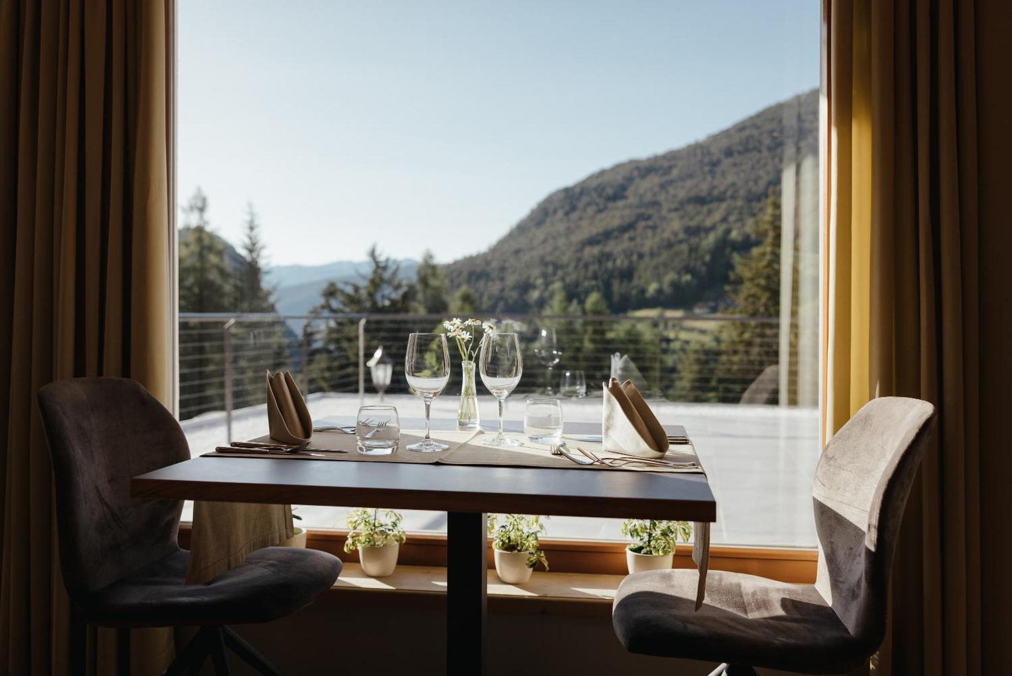 Hotel Digon Ortisei Bagian luar foto